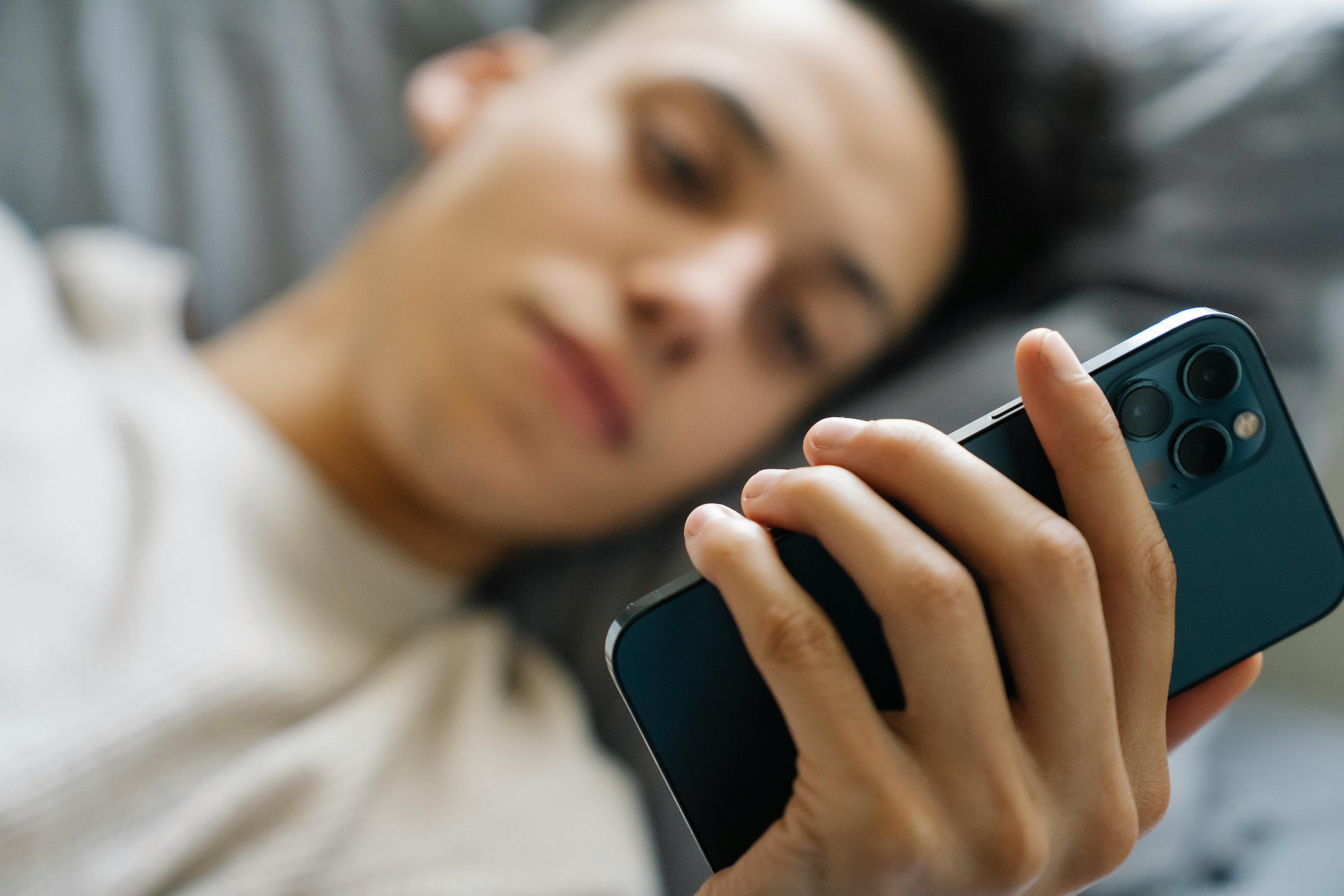 How to Stop Doomscrolling: Reclaiming Your Time and Mental Health