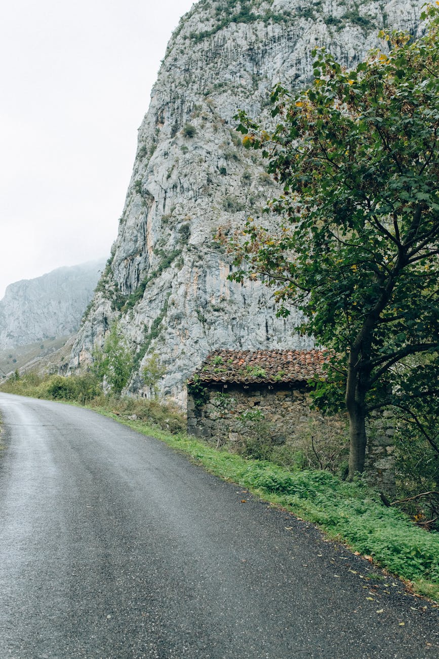 Mountain Highway, Fully Paved