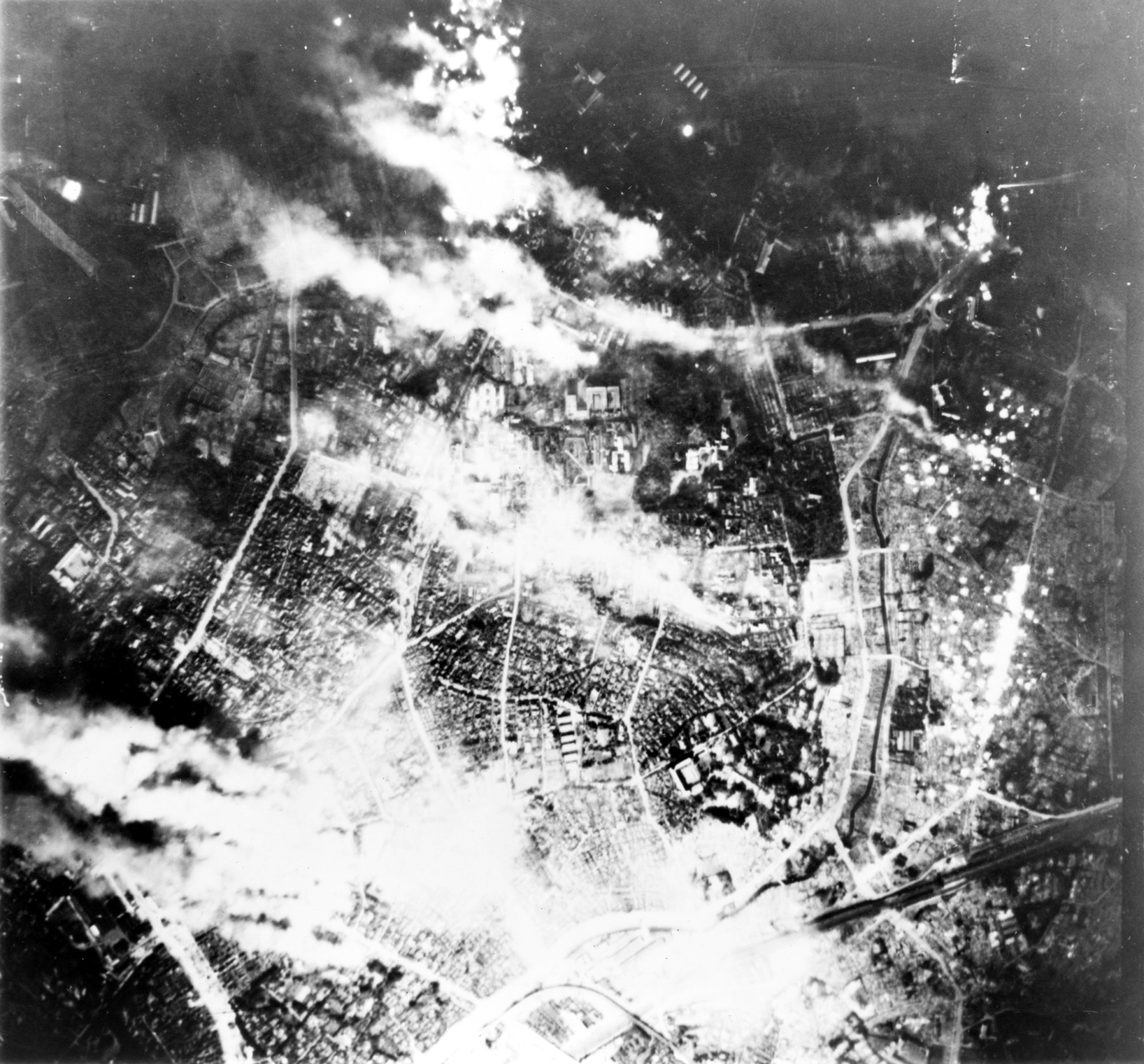 第二次世界大戦 日本本土空襲：東京大空襲